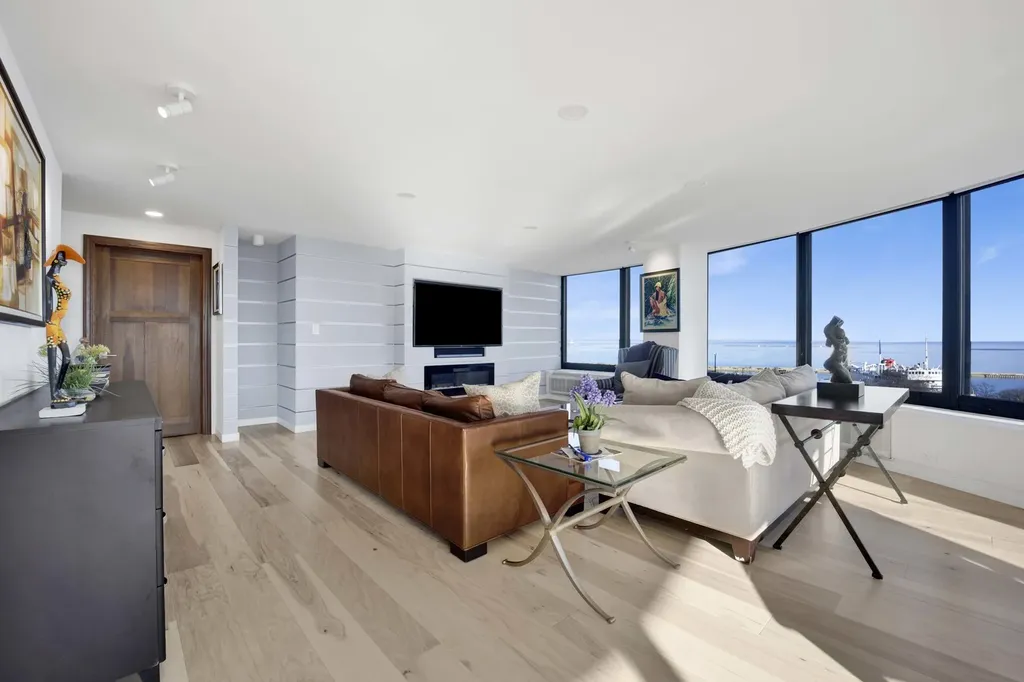 155 North Harbor Drive Chicago IL 60601
