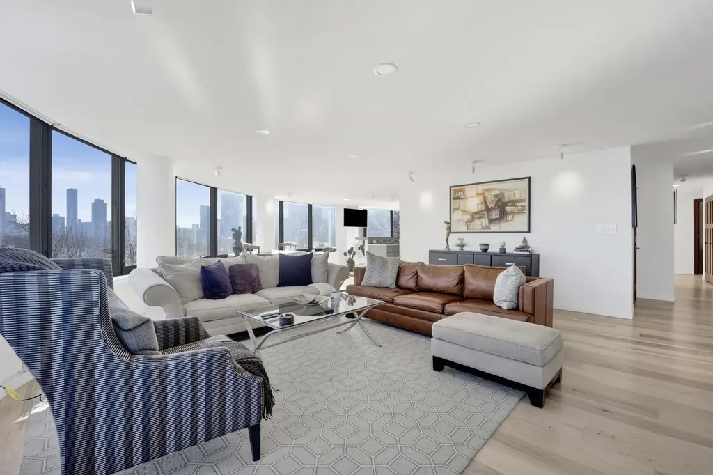 155 North Harbor Drive Chicago IL 60601