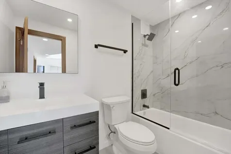 155 North Harbor Drive Chicago IL 60601