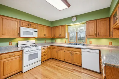 407 Ottawa Street Morris IL 60450