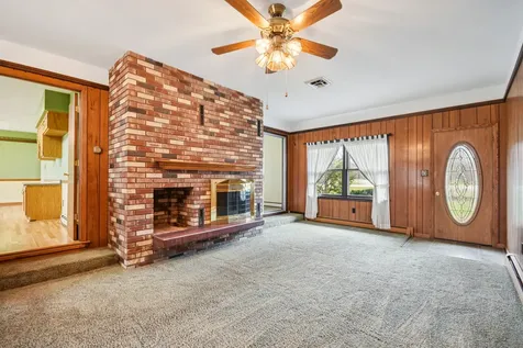 407 Ottawa Street Morris IL 60450