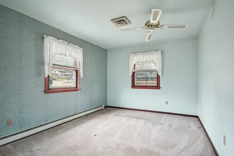 407 Ottawa Street Morris IL 60450