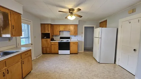 9 North Randolph Street Princeton IL 61356