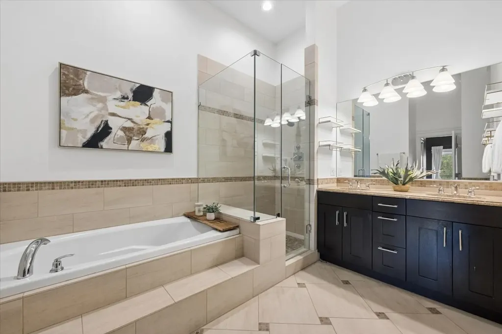 1423 West Belmont Avenue Chicago IL 60657