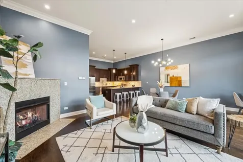 1423 West Belmont Avenue Chicago IL 60657