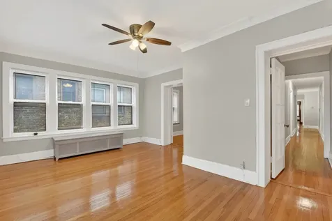 6815 South Crandon Avenue Chicago IL 60649