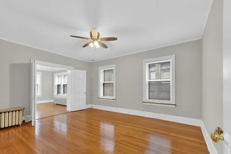 6815 South Crandon Avenue Chicago IL 60649