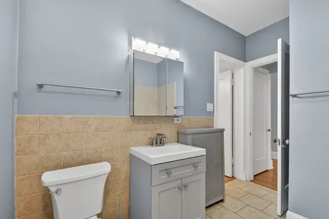 6815 South Crandon Avenue Chicago IL 60649