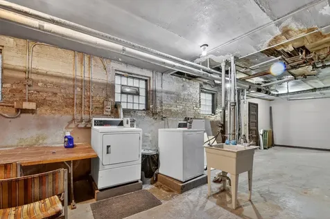 6815 South Crandon Avenue Chicago IL 60649