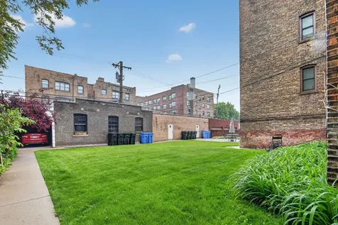 6815 South Crandon Avenue Chicago IL 60649