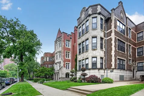 6815 South Crandon Avenue Chicago IL 60649