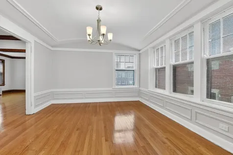 6815 South Crandon Avenue Chicago IL 60649