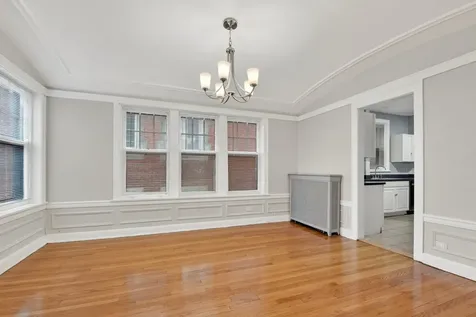 6815 South Crandon Avenue Chicago IL 60649