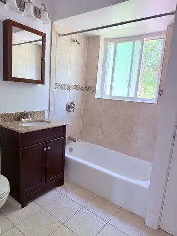 4851 Greenleaf Street Skokie IL 60077