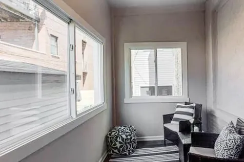 1610 West Waveland Avenue Chicago IL 60613
