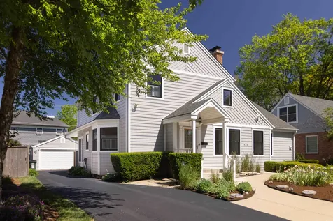 533 North Avenue Barrington IL 60010
