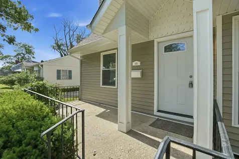696 1ST Street Crete IL 60417