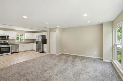 696 1ST Street Crete IL 60417