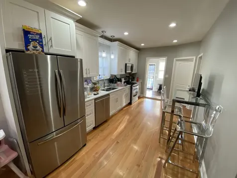 8136 South Luella Avenue Chicago IL 60617