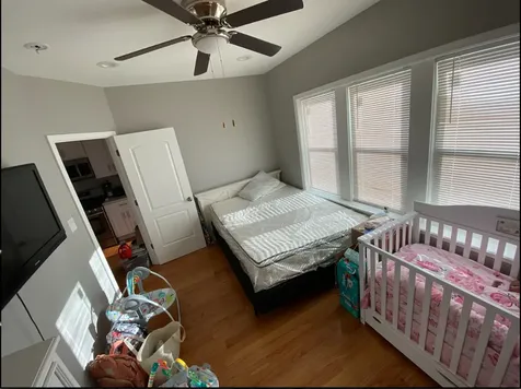 8136 South Luella Avenue Chicago IL 60617