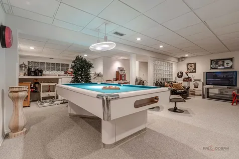 11 Lake View Road Hawthorn Woods IL 60047