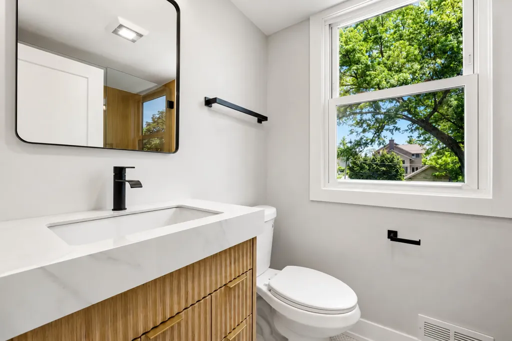 621 North Grant Street Hinsdale IL 60521