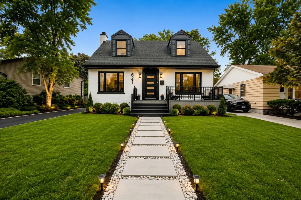 621 North Grant Street Hinsdale IL 60521
