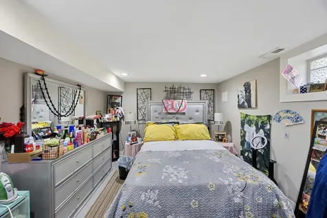 14617 Vine Avenue Harvey IL 60426