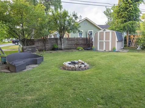 2215 East Washington Street S Joliet IL 60433