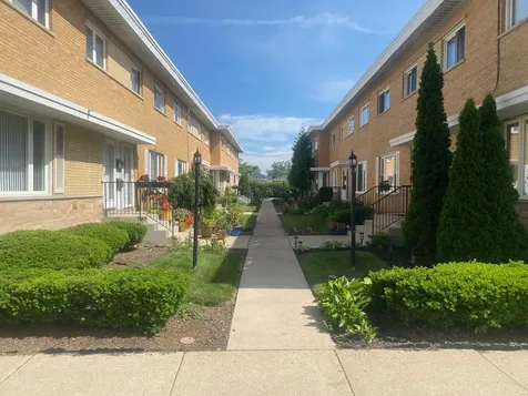 7862 West Lawrence Avenue Norridge IL 60706