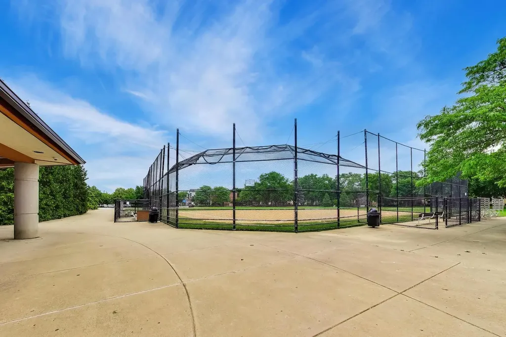 7923 Kolmar Avenue Skokie IL 60076