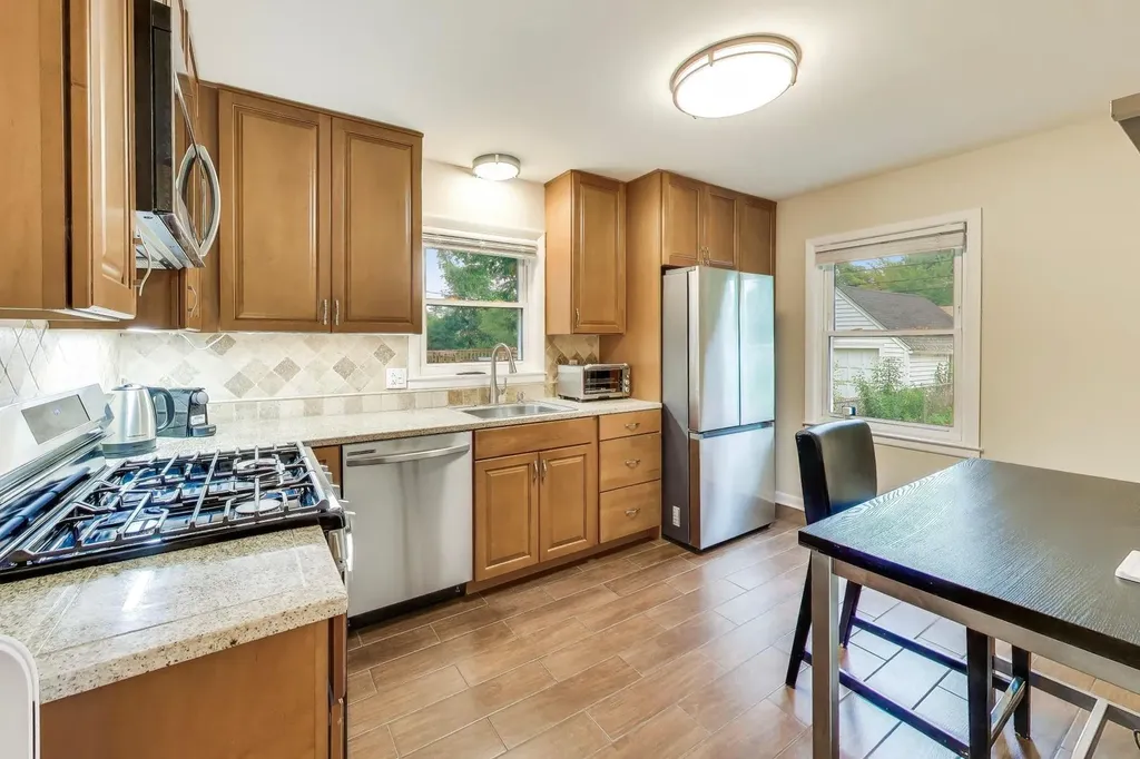 7923 Kolmar Avenue Skokie IL 60076