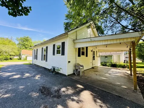 404 North Otis Street Marion IL 62959