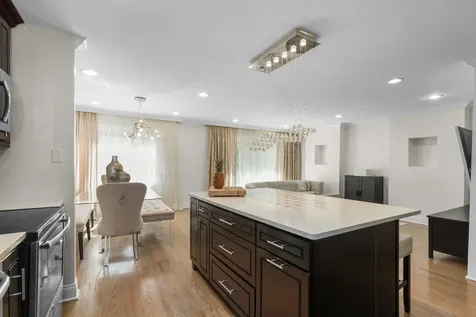 409 Mallard Drive Deerfield IL 60015
