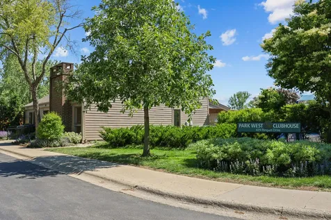 409 Mallard Drive Deerfield IL 60015
