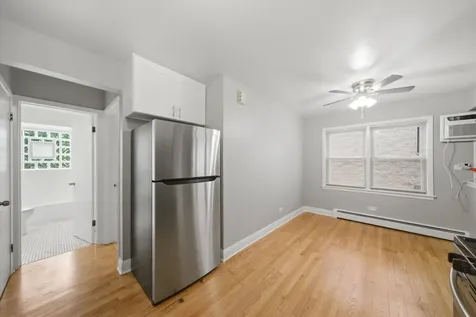425 South Kenilworth Avenue Oak Park IL 60302