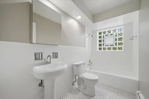 425 South Kenilworth Avenue Oak Park IL 60302