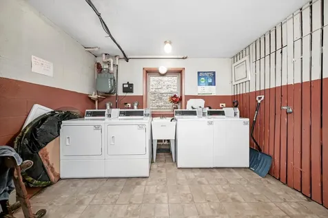 425 South Kenilworth Avenue Oak Park IL 60302