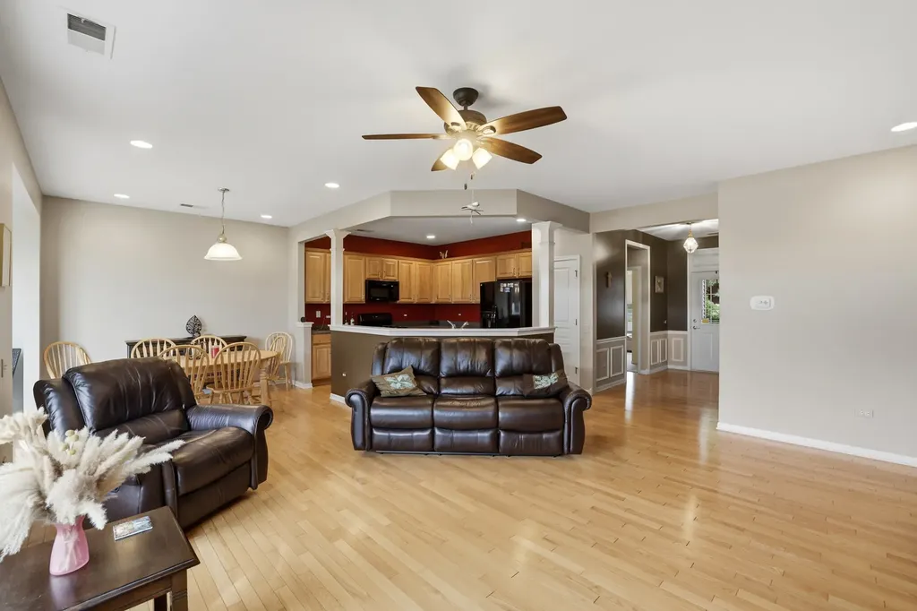11926 Borhart Drive Huntley IL 60142