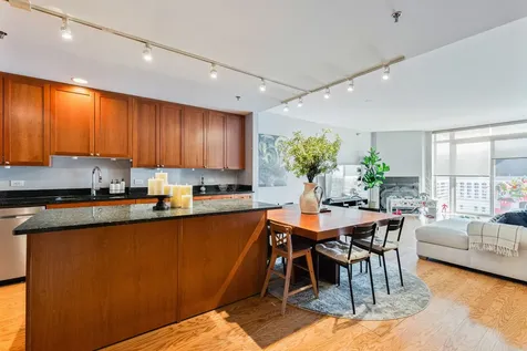 1515 South Prairie Avenue Chicago IL 60605