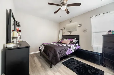 2431 Gunderson Avenue Berwyn IL 60402
