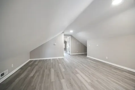 2431 Gunderson Avenue Berwyn IL 60402