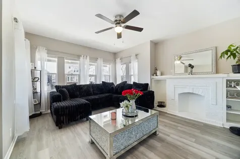 2431 Gunderson Avenue Berwyn IL 60402