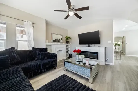 2431 Gunderson Avenue Berwyn IL 60402