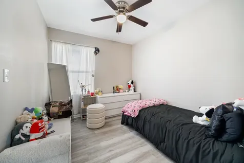 2431 Gunderson Avenue Berwyn IL 60402