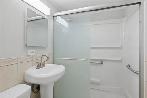 1805 Kelly Avenue Crest Hill IL 60403