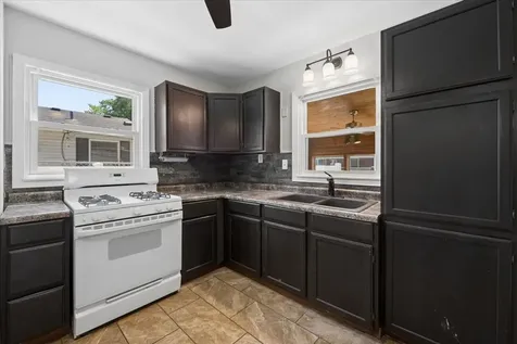 1805 Kelly Avenue Crest Hill IL 60403