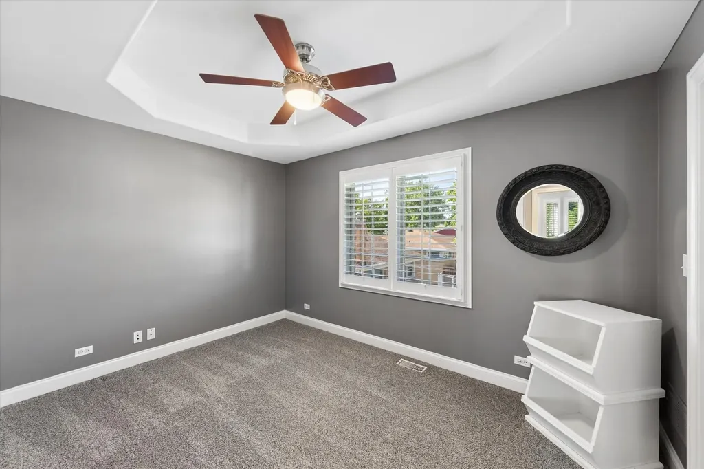 773 South Fairfield Avenue Elmhurst IL 60126