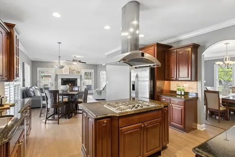 773 South Fairfield Avenue Elmhurst IL 60126