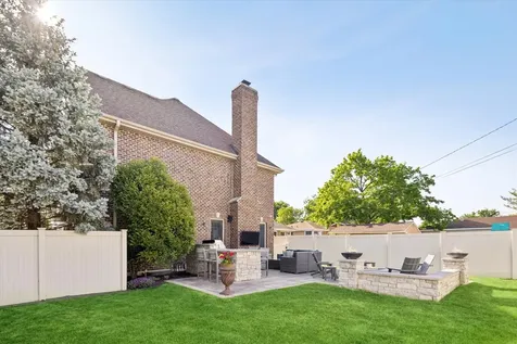 773 South Fairfield Avenue Elmhurst IL 60126